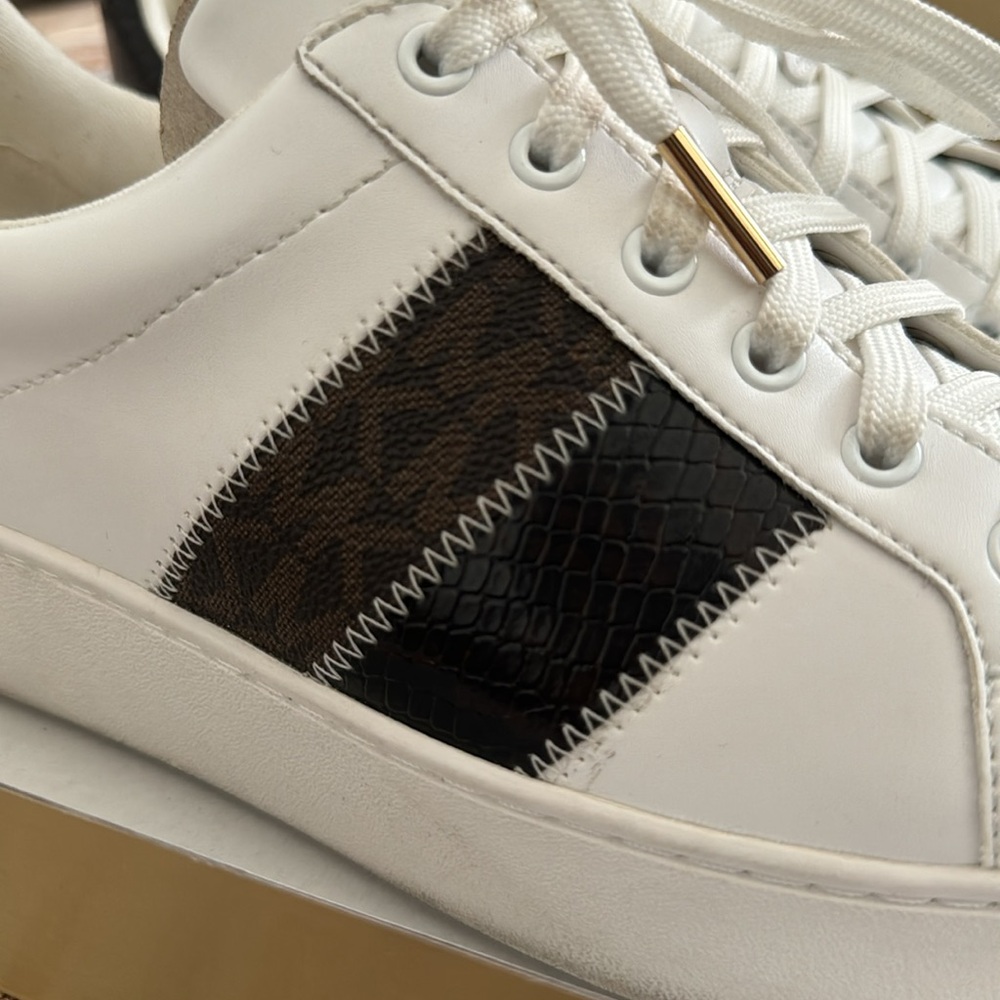 Michael Kors Poppy Lace Up Leather Women's Size 9M Sneaker White Brown Shoes - Picture 4 of 7